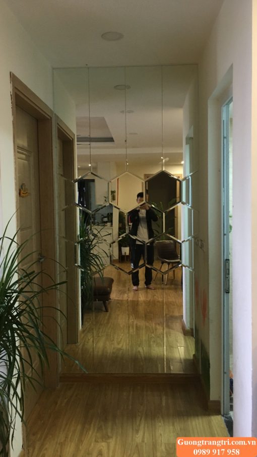 gương dán tường, gương trang trí, gương bỉ, gương ghép nghệ thuật, gương mài vát