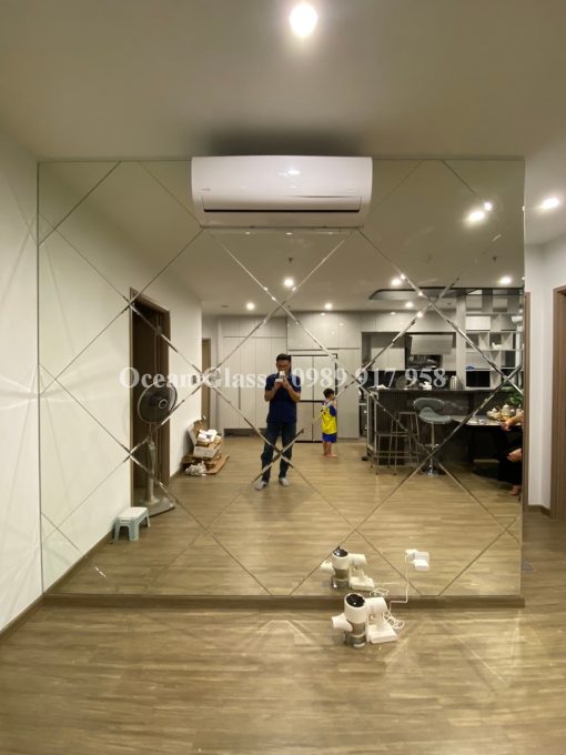 gương trang trí, gương ghép tường, gương ghép dán tường, gương bỉ